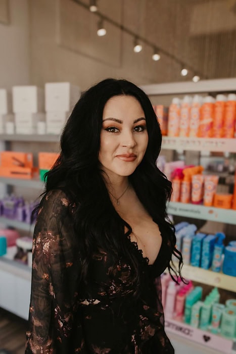 Beth r!ah Hair stylist